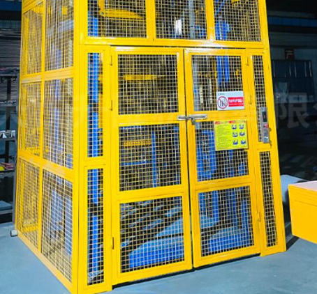 青岛货梯可以安装在室外吗